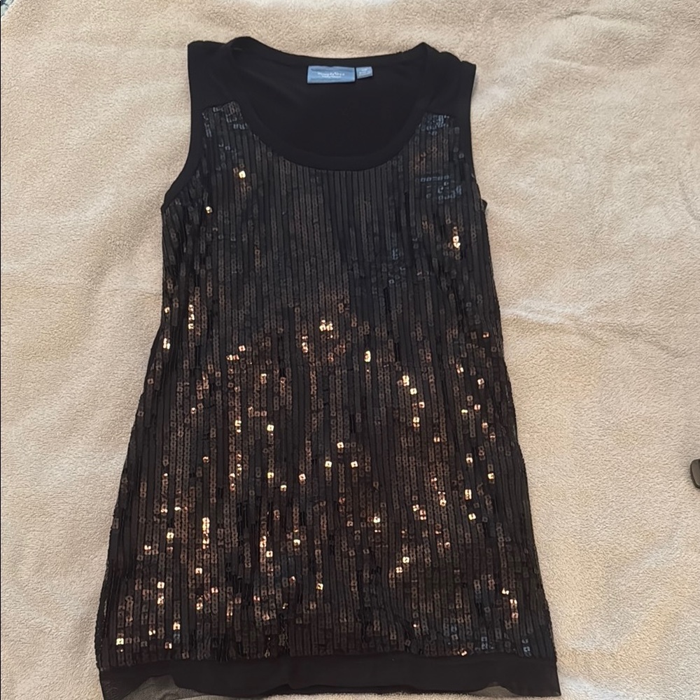 Simply Vera Vera Wang Black and Gold Sequin Tank